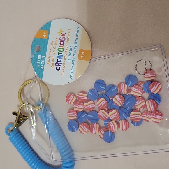 2 Lanyards 1 ID Holder - Picture 6 of 6
